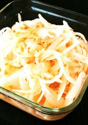 新玉葱・鮭フレーク寿司酢あえ-レシピのメイン写真
