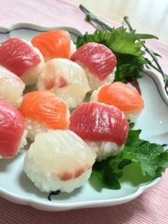 お楽しみ手まりずし-レシピのメイン写真