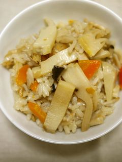 だし香る!鶏肉とたけのこの炊き込みご飯♪-レシピのメイン写真