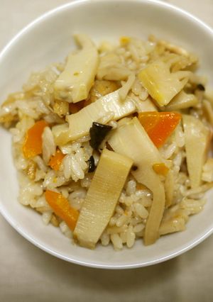 だし香る！鶏肉とたけのこの炊き込みご飯♪-レシピのメイン写真