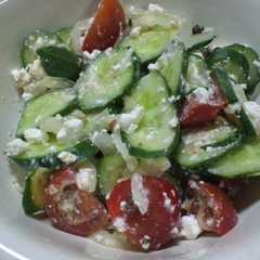 รูปของ いつもの野菜でピリ辛ブータンサラダ！！
