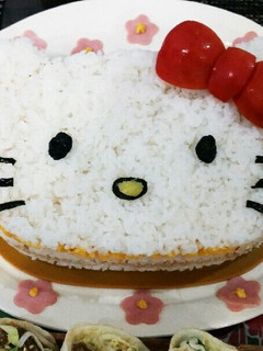 立体リボンのキティちゃんそぼろずし-レシピのメイン写真