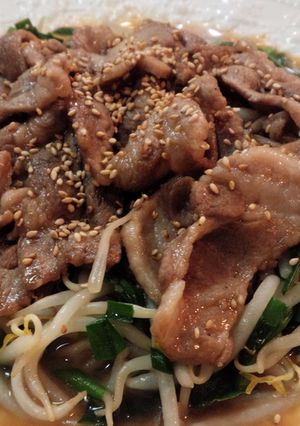 豚のポン酢にんにく炒め♪ニラもやし和え-レシピのメイン写真