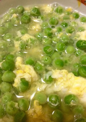お出汁で美味しくグリンピースの卵とじ-レシピのメイン写真