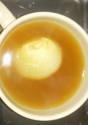 新玉葱で簡単❗まるごとオニオンスープ-レシピのメイン写真