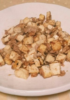 猿も作れる簡単炒め 豆腐ツナ-レシピのメイン写真