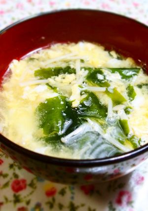 えのきとわかめの卵入り味噌汁♪-レシピのメイン写真