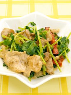 ☆豚肉と豆苗のオイマヨ炒め☆-レシピのメイン写真