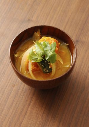 かぼちゃ・玉ねぎのゴマ味噌スープ-レシピのメイン写真