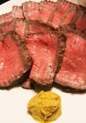 簡単!炊飯器で激旨ローストビーフ!!-レシピのメイン写真