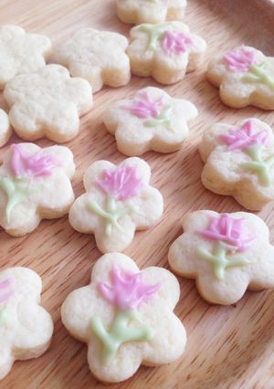 母の日に♡カーネーションのぷちクッキー♡-レシピのメイン写真