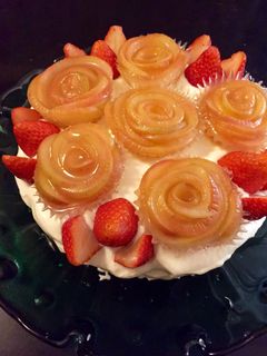 バラのデコレーションケーキ-レシピのメイン写真