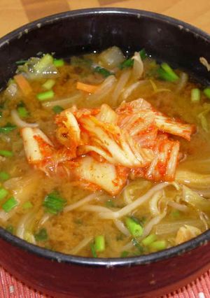 ピリ辛♡味噌キムチうどん-レシピのメイン写真