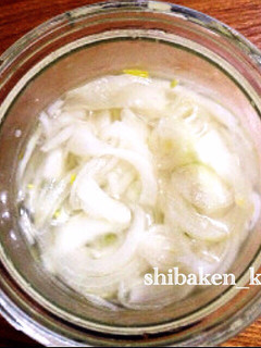 簡単カンタン酢と新玉ねぎの酢タマネギ-レシピのメイン写真