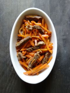 にんじんと牛肉の焼肉のタレ和え-レシピのメイン写真
