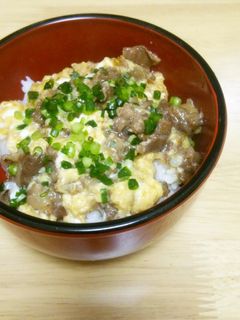 牛肉の卵とじ丼-レシピのメイン写真