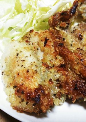 鶏肉のﾊｰﾌﾞﾁｰｽﾞﾊﾟﾝ粉焼き♪♪-レシピのメイン写真