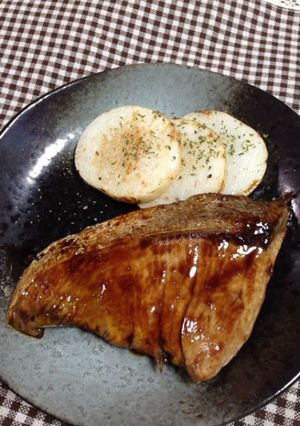 洋風!?ブリの照り焼き~バルサミコ風~-レシピのメイン写真