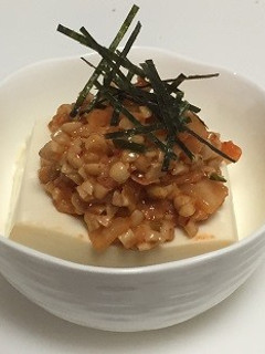 育毛!キムチ納豆と白ゴマ冷やっこ-レシピのメイン写真