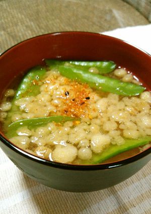絹さや&じゃがいものお味噌汁♡揚げ玉入り-レシピのメイン写真