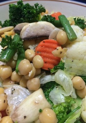 俺流！ひよこ豆と洋風野菜のサラダ-レシピのメイン写真