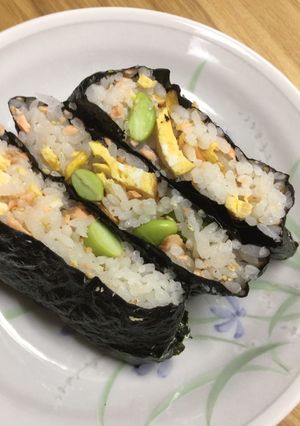 おにぎらず(シャケ&枝豆&たまご焼き)-レシピのメイン写真