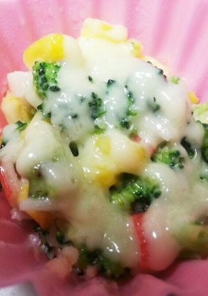 お弁当に~ブロッコリコ—ンのマヨグラタン-レシピのメイン写真
