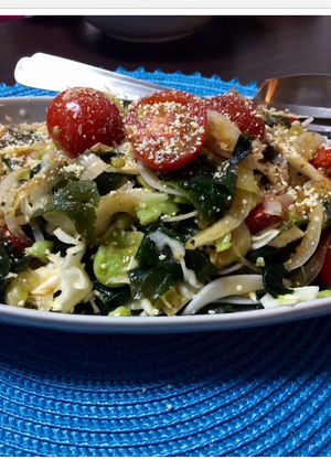 そら豆やトマトや新たまとキウイの和サラダ-レシピのメイン写真