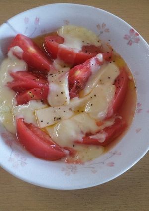レンジで簡単3分　トマトとチーズのスープ-レシピのメイン写真