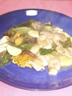 生ラーメンで作る「あんかけ焼きそば」-レシピのメイン写真