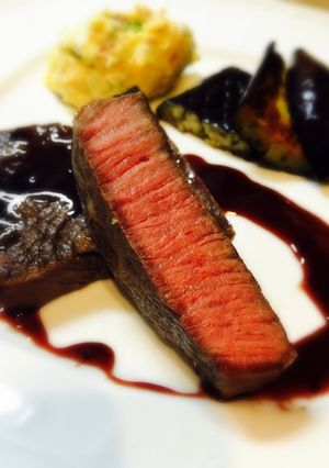 お安いお肉で高級ステーキ-レシピのメイン写真