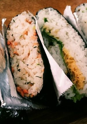 本日のおにぎらず「塩昆布カリカリチーズ」-レシピのメイン写真