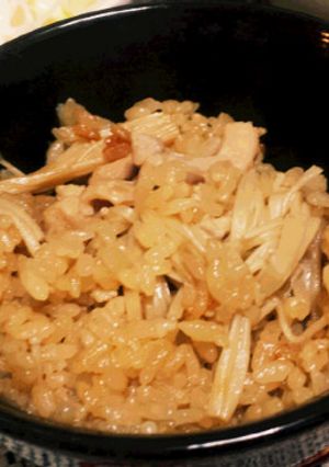 鶏肉とエノキの炊き込みご飯♪-レシピのメイン写真