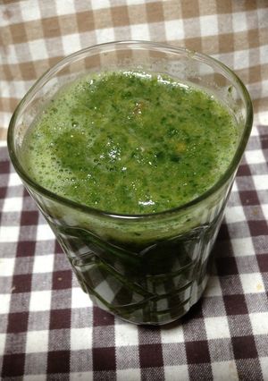 豆苗でグリーンスムージー-レシピのメイン写真