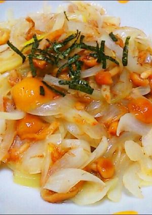 新玉ねぎ旨さ引き立つ!ﾅﾒｺと白だし炒め-レシピのメイン写真