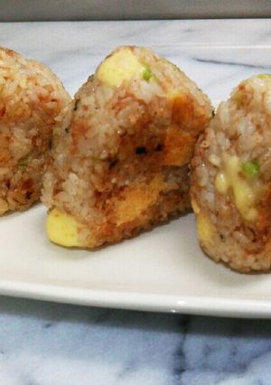 おかか･ネギ･チーズの胡麻油で焼おにぎり-レシピのメイン写真