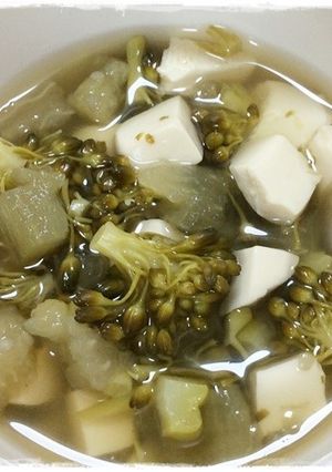 離乳食完了期　豆腐とブロッコリー味噌汁-レシピのメイン写真