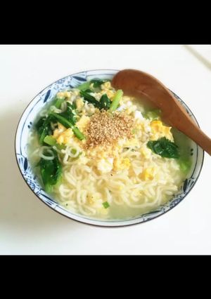 サッポロ一番ふわ玉ポパイの塩ラーメン-レシピのメイン写真