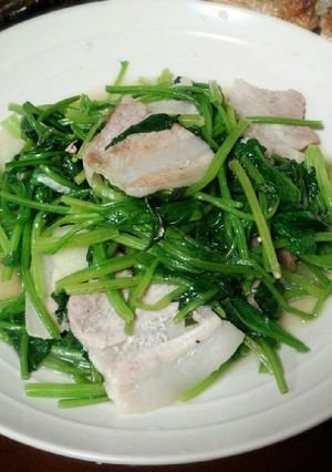 ほうれん草&豚肉炒めガーリックソルト-レシピのメイン写真