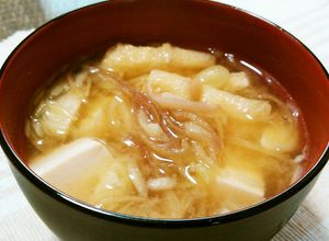 みょうが・豆腐・油揚げのお味噌汁☺-レシピのメイン写真