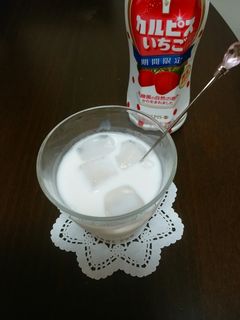 カルピスで、飲むヨーグルト♪イチゴ味-レシピのメイン写真
