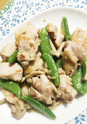 スナップエンドウと鶏肉の塩麹炒め-レシピのメイン写真