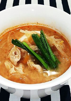 豆板醤で！辛さ控えめ『味噌チゲスープ』-レシピのメイン写真