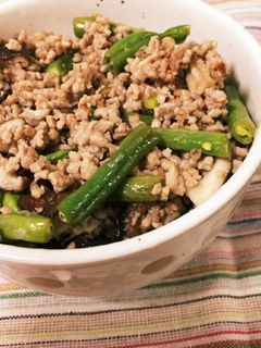梅香る!さっぱりそぼろ丼-レシピのメイン写真
