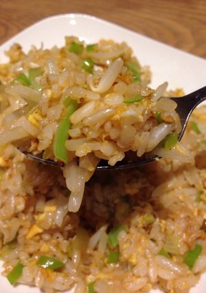 ピリ辛もやし炒飯☆香味ペーストで絶品。-レシピのメイン写真