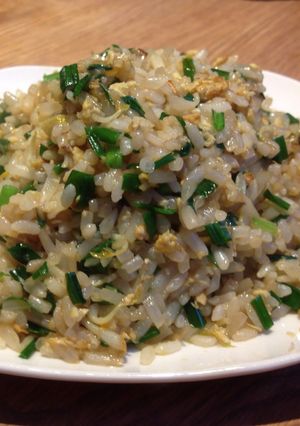 ニラもやし炒飯☆香味ペーストで絶品。-レシピのメイン写真