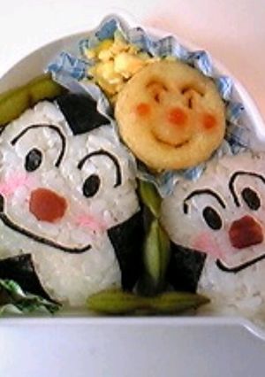 自己流キャラ弁 おむすびまんこむすびまん-レシピのメイン写真