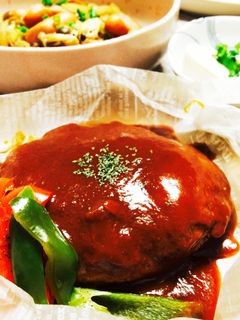 簡単!うちの煮込みハンバーグ-レシピのメイン写真