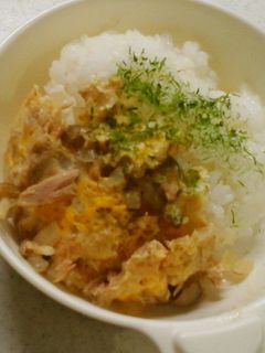 1才の子の好きなシーチキン玉子丼-レシピのメイン写真