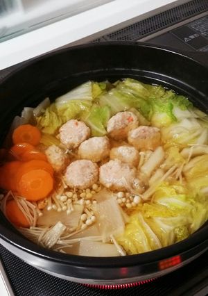 簡単絶品！調味料４つで寄せ鍋のつゆ♪-レシピのメイン写真